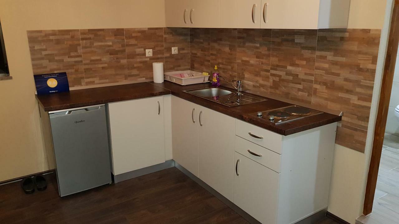 Gornja Gracenica Guest House Blazevic מראה חיצוני תמונה