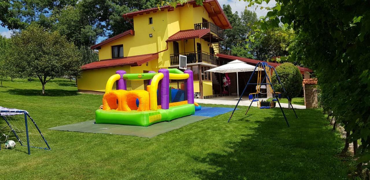 Gornja Gracenica Guest House Blazevic מראה חיצוני תמונה